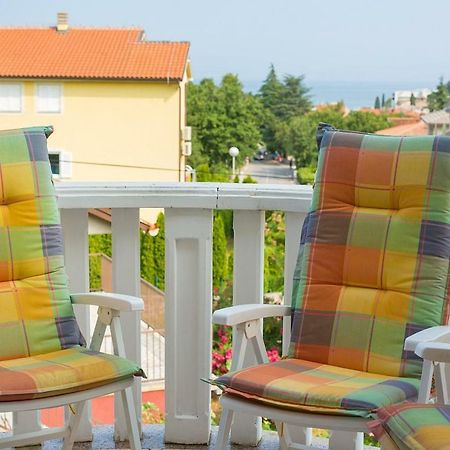 Apartman Adria Malinska Exterior photo